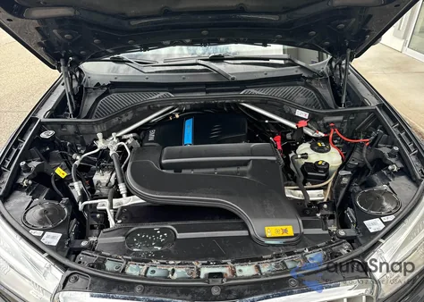 2017 BMW X5 Edrive xDrive40E Iperformance z USA, uszkodzony, nr VIN 5UXKT0C59H0S80244